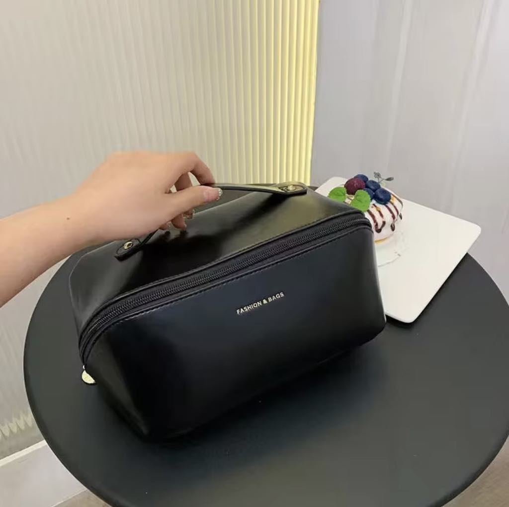 Trousse De Maquillage Multifonctionnelle En Similicuir