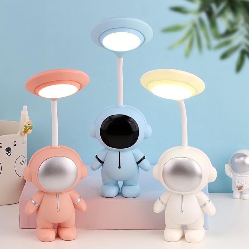 Lampe De Bureau Rechargeable LED Forme D'astronaute