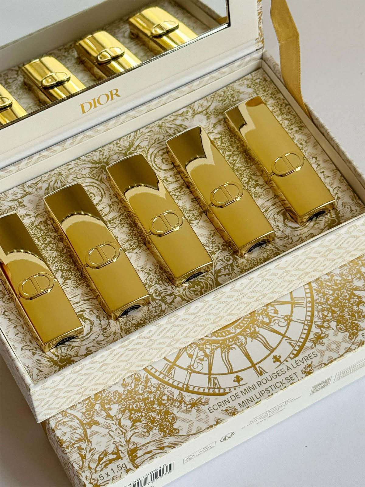 Coffret Rouge à Lèvres 5 Pieces Avec Sac Cadeaux