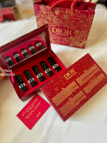 Coffret 5 Rouge à Lèvres Avec Sac Cadeaux Rouge