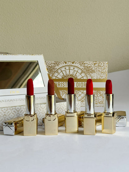 Coffret Rouge à Lèvres 5 Pieces Avec Sac Cadeaux