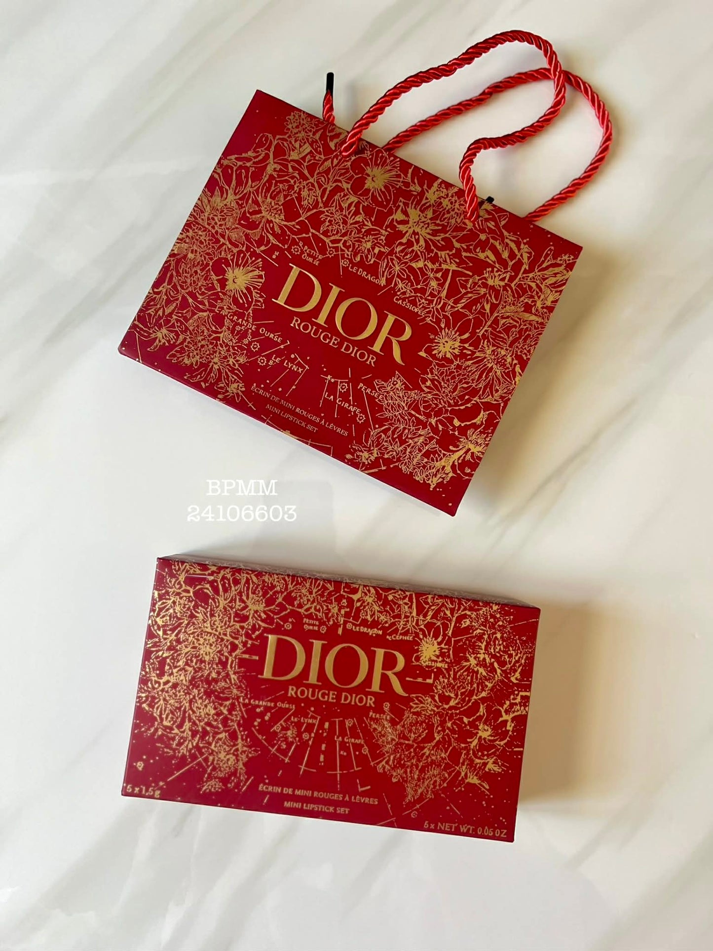 Coffret 5 Rouge à Lèvres Avec Sac Cadeaux Rouge