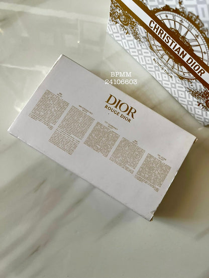 Coffret Rouge à Lèvres 5 Pieces Avec Sac Cadeaux