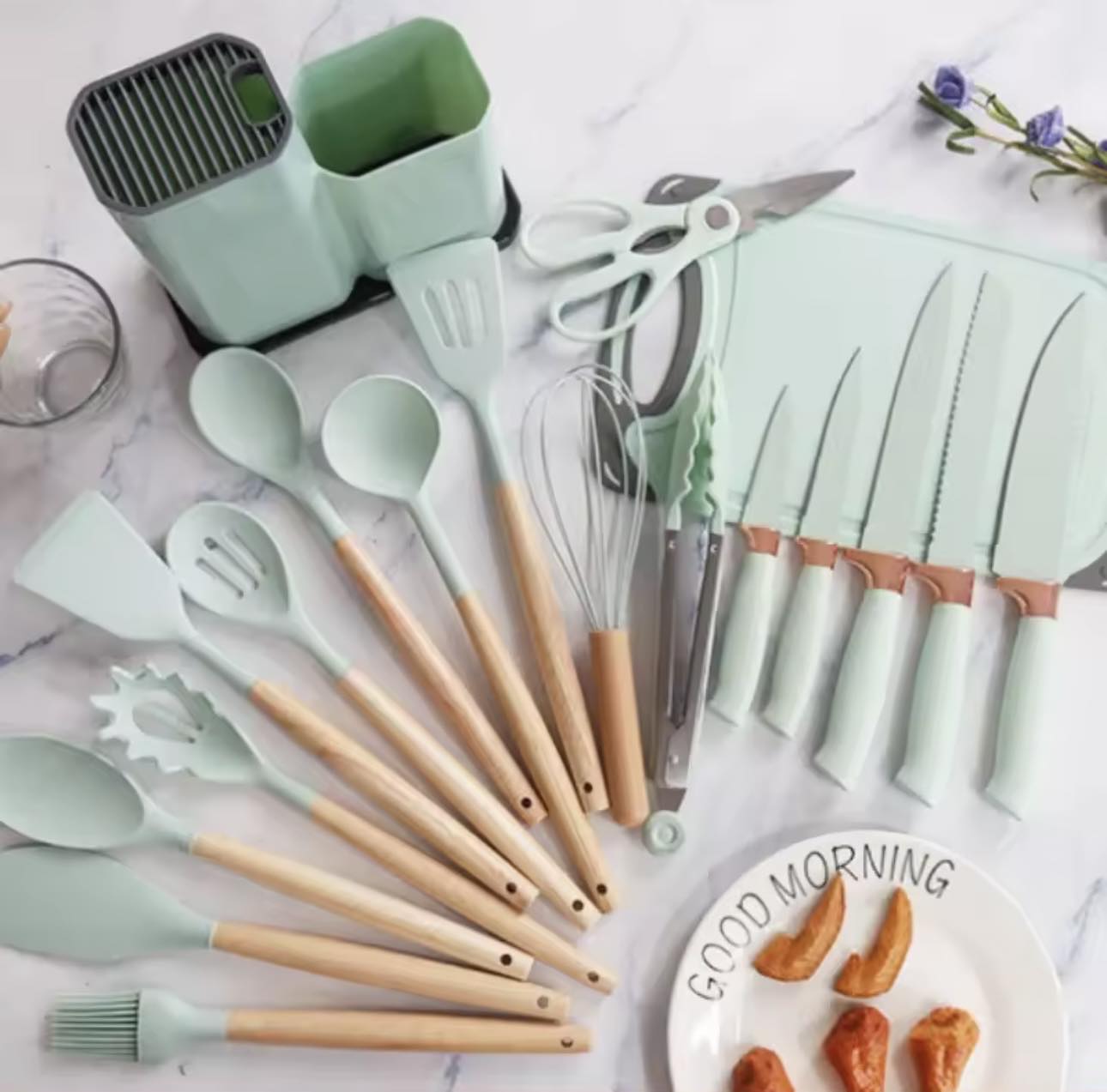 Ensemble D'Ustensiles De Cuisine En Silicone Et Couteaux